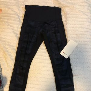 Lululemon Navy blue camo 7/8 leggings